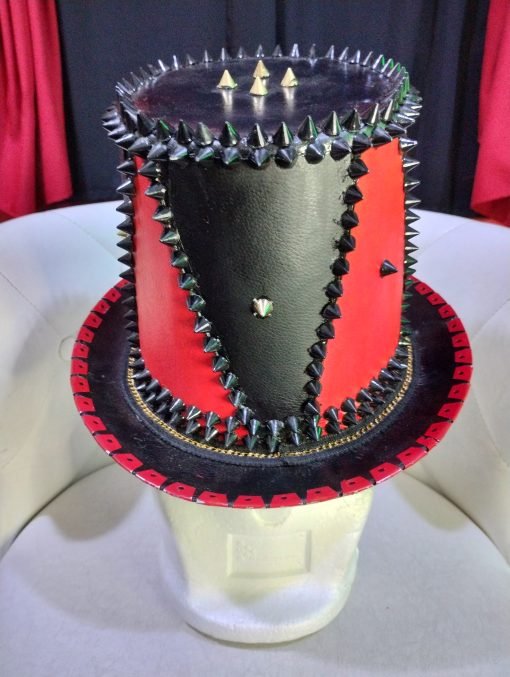 Sombrero steampunk rojo con negro - Imagen 2