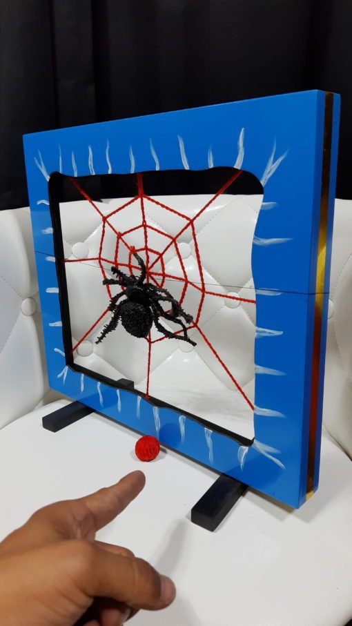 Araña Tejedora Magia cómica