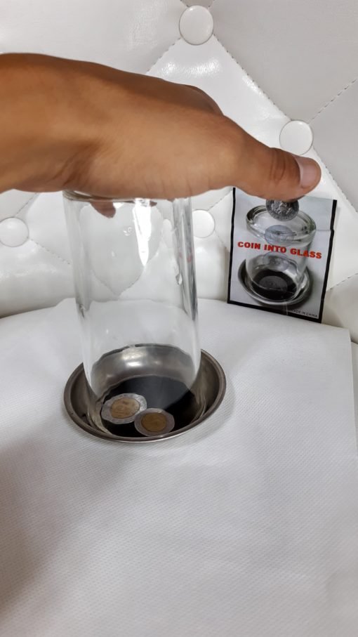 Atravez de Vaso Magia de close up - Imagen 6