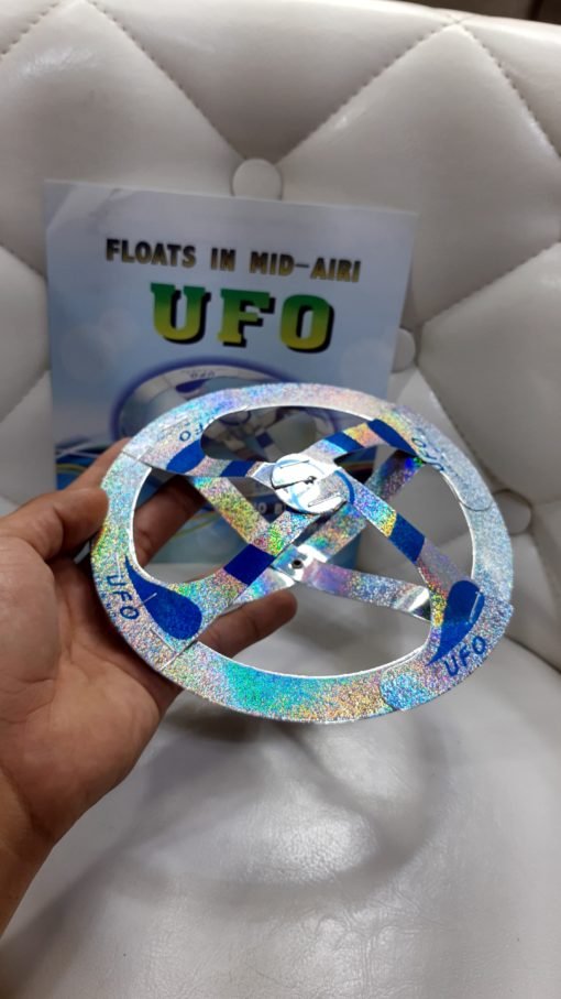 UFO Mágico - Efecto de Levitación Increíble 🎩🛸✨ - Imagen 2